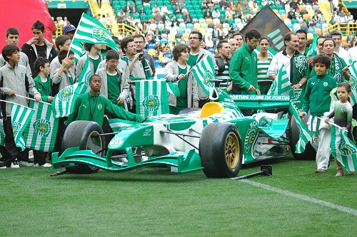 Eén van meest succesvolle clubs presenteert nieuwe bolide